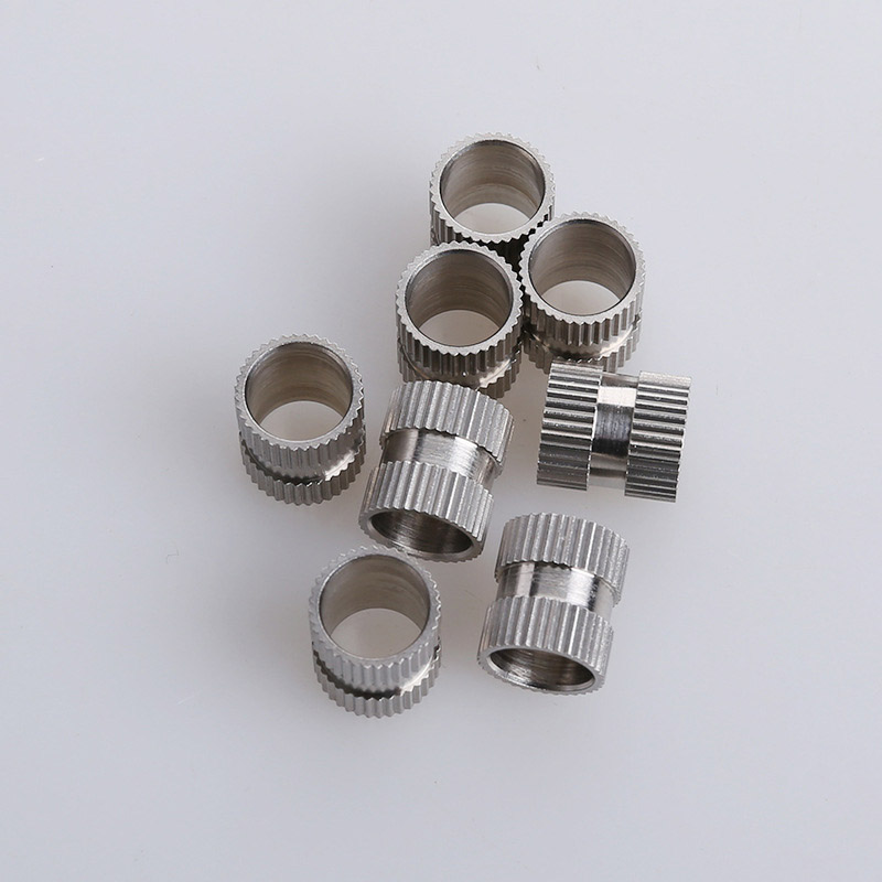 Παξιμάδι διπλής κατεύθυνσης εισαγωγής