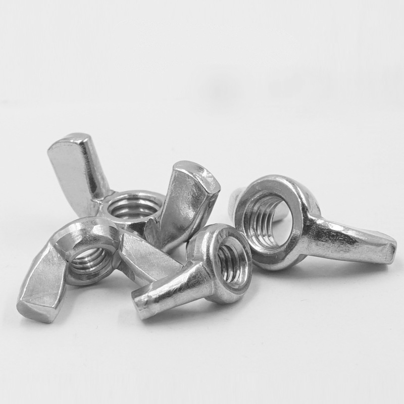 Παξιμάδι φτερού με στρογγυλεμένα φτερά